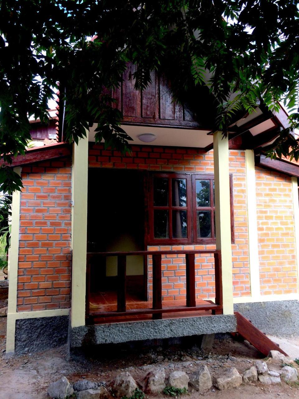 Sabaidee Guesthouse & Restaurant Nam Theun Buitenkant foto