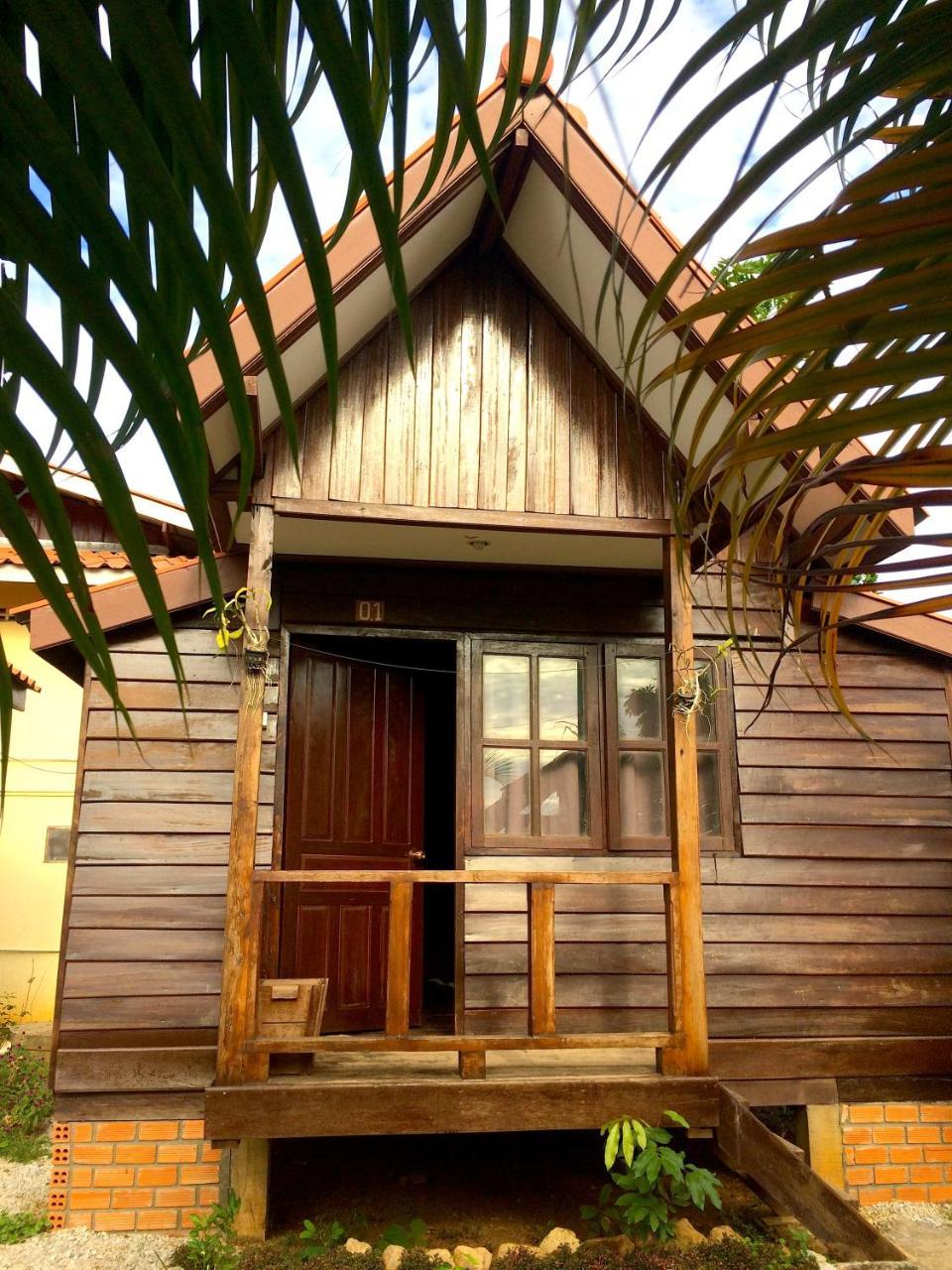 Sabaidee Guesthouse & Restaurant Nam Theun Buitenkant foto