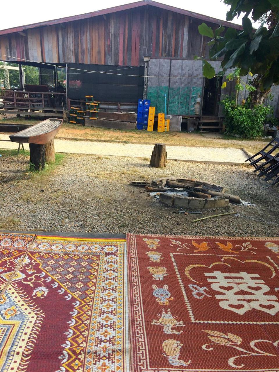 Sabaidee Guesthouse & Restaurant Nam Theun Buitenkant foto